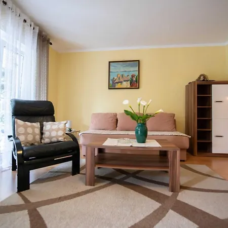 Elegant With Terrace - One Bedroom With Terrace Apartment *